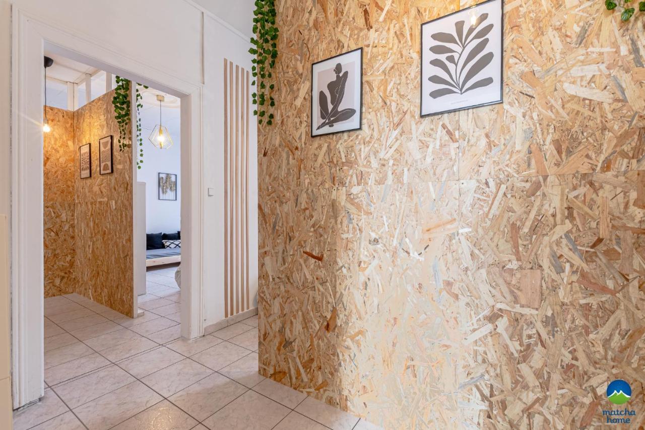 3 Appts - 3 A 7 Lits - Parfait 6 A 10 Pers - Max 26 Pers - 1 Immeuble - Convivialite, Rentabilite ------ English - 3 Apts - 3 To 7 Beds - Ideal For 6 To 10 Guests - Up To 26 - Same Building - Friendly, Flexible Hettange-Grande 外观 照片