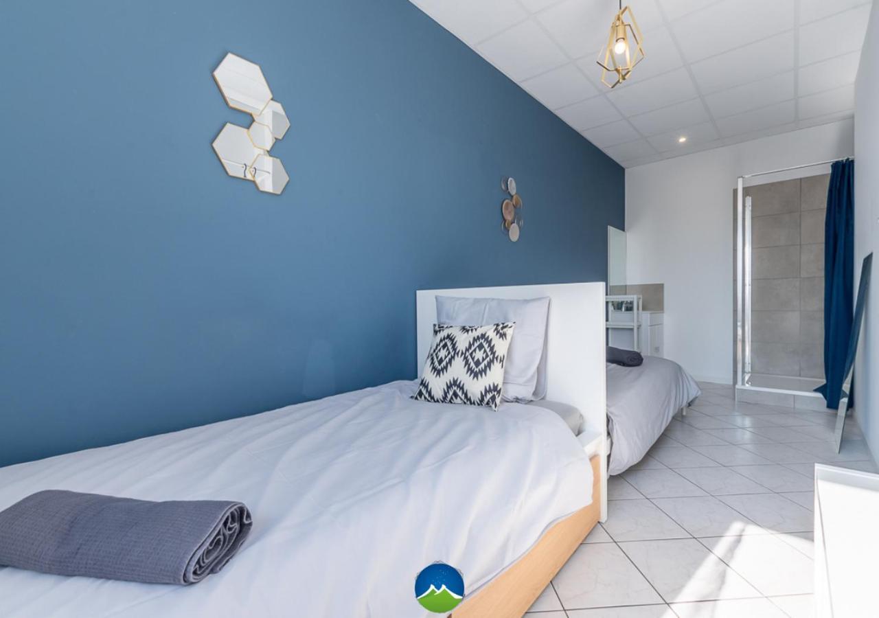 3 Appts - 3 A 7 Lits - Parfait 6 A 10 Pers - Max 26 Pers - 1 Immeuble - Convivialite, Rentabilite ------ English - 3 Apts - 3 To 7 Beds - Ideal For 6 To 10 Guests - Up To 26 - Same Building - Friendly, Flexible Hettange-Grande 外观 照片